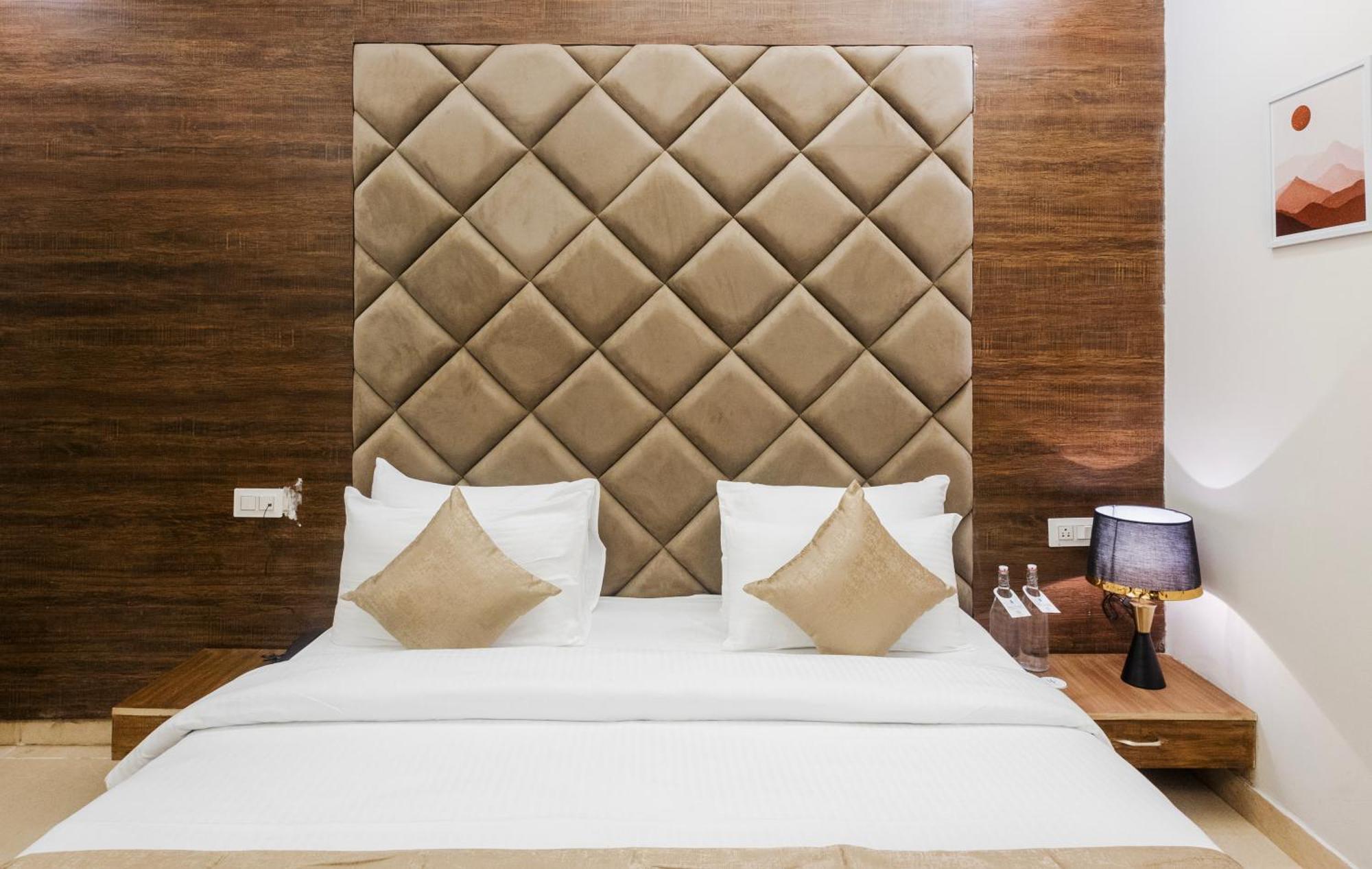 Stone Wood Hotel, Rišikéš Exteriér fotografie
