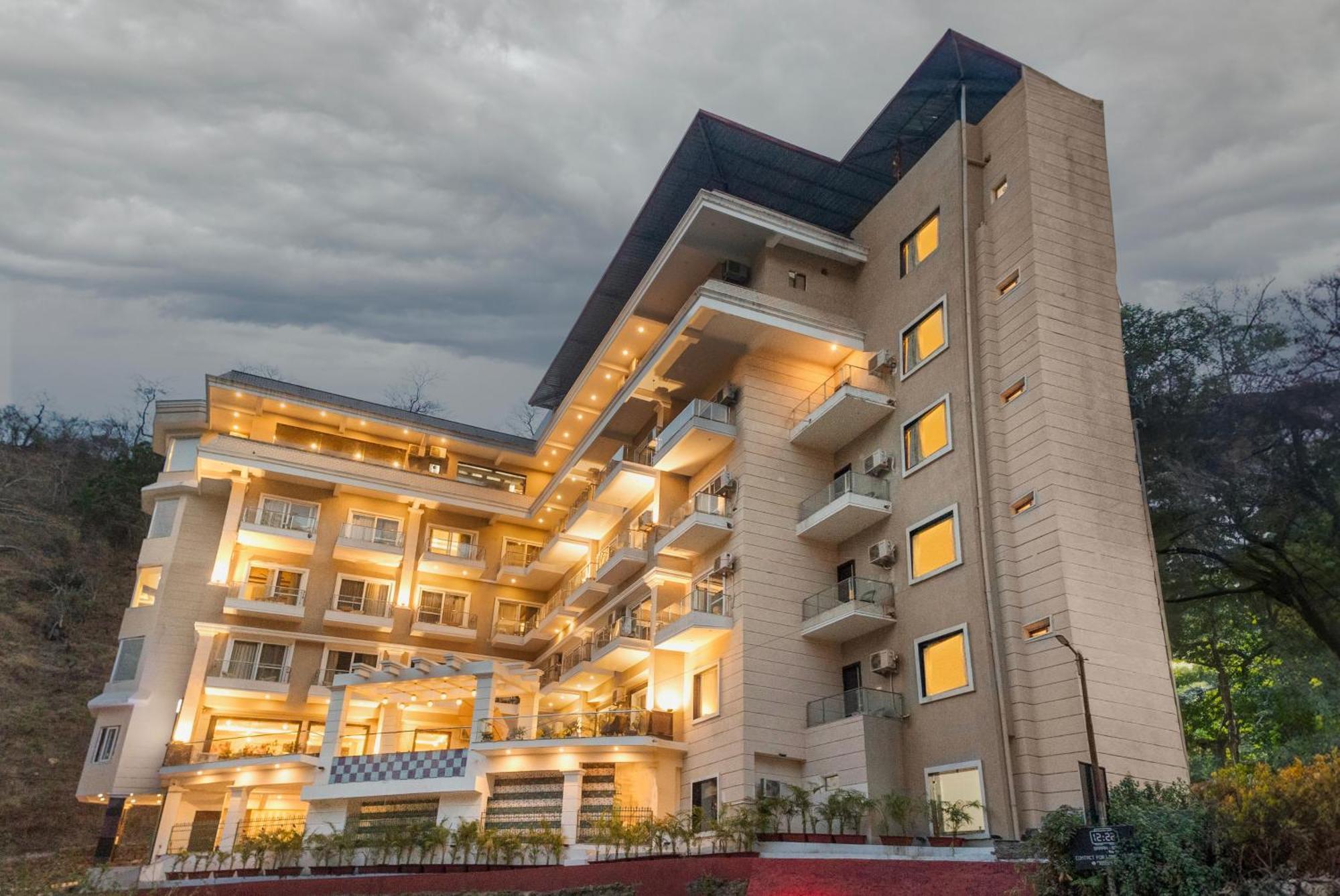 Stone Wood Hotel, Rišikéš Exteriér fotografie
