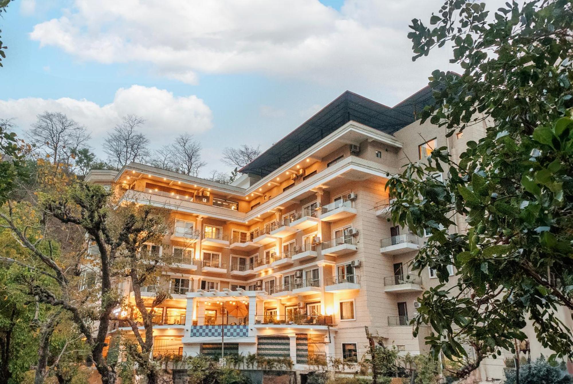 Stone Wood Hotel, Rišikéš Exteriér fotografie